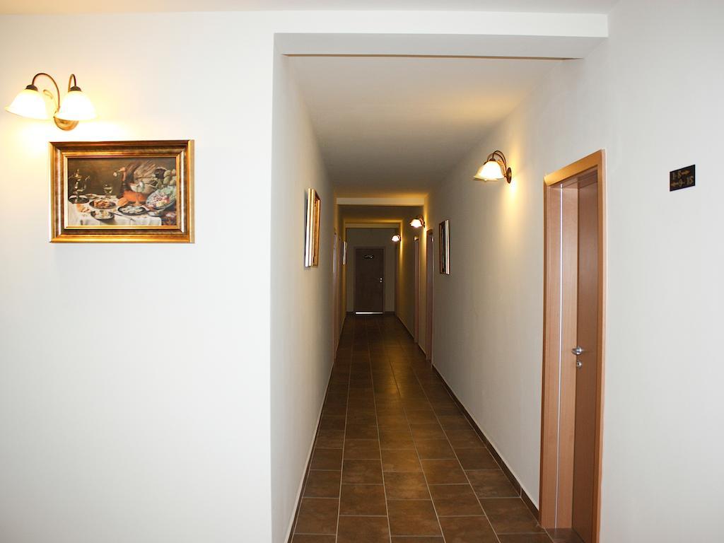 Hotel Dusan Si Fiul Resita Nord Exterior foto